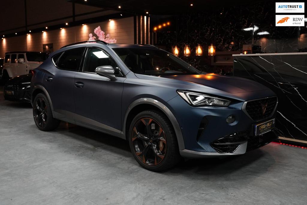 Cupra FORMENTOR VZ 2.0 TSI QUATTRO|PANO|LEDER|FULL, Auto's, Cupra, 4 cilinders, Blauw, Leder, Vierwielaandrijving
