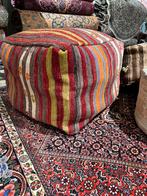 Barber en kelim poefen nu met %30 korting, Ophalen of Verzenden, Zo goed als nieuw