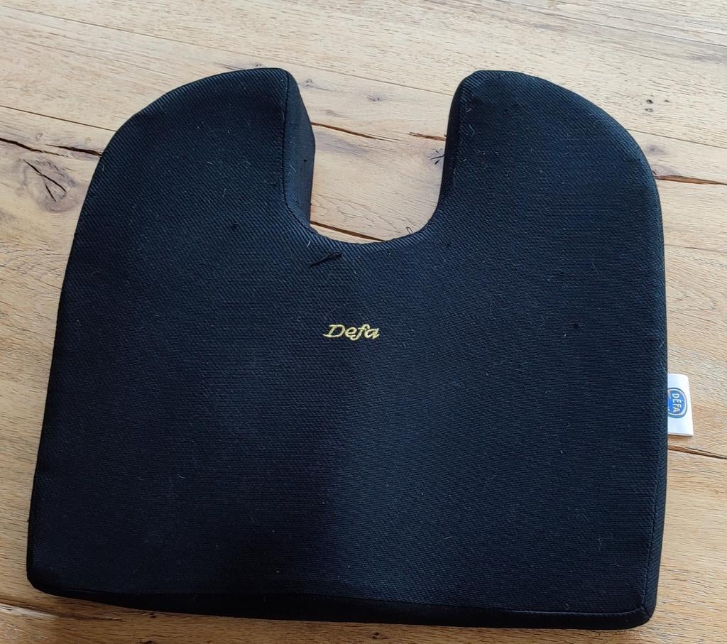 Defa zwarte wig-kussen met stuit uitsparing, Ophalen of Verzenden, Zo goed als nieuw