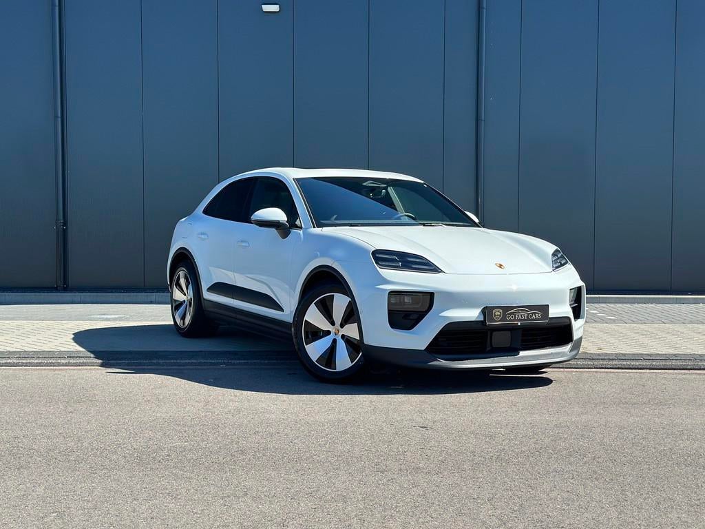 Porsche Macan 100 kWh, Automaat, Gebruikt, Zwart, Wit
