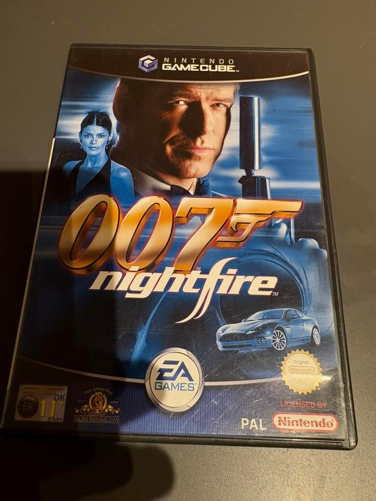 007 NightFire GameCube PAL Compleet met boekje James Bond, Spelcomputers en Games, Games | Nintendo GameCube, Shooter, Verzenden