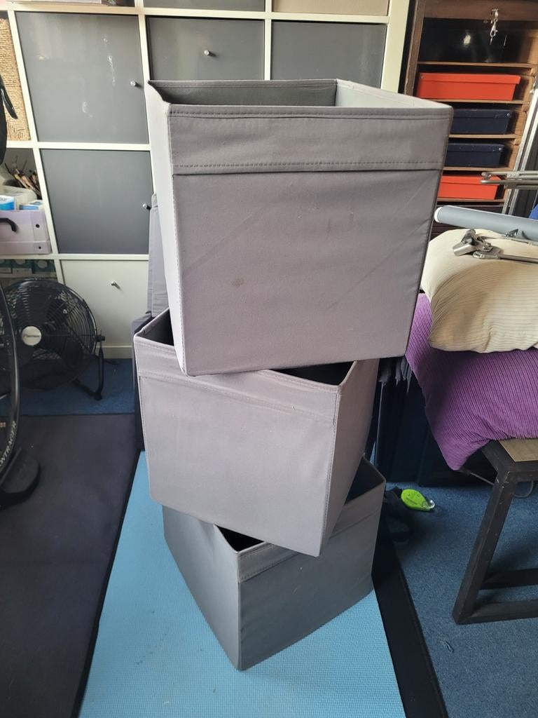 Grijze drona bakken voor kallax Expedit vakkenkast ikea, Tuin en Terras, Ophalen, Rond, Kunststof, Minder dan 30 cm