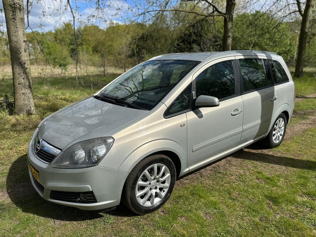 Opel Zafira 1.8 Temptation Nieuwe APK bij aflevering, Gebruikt, 4 cilinders, Origineel Nederlands, Startonderbreker