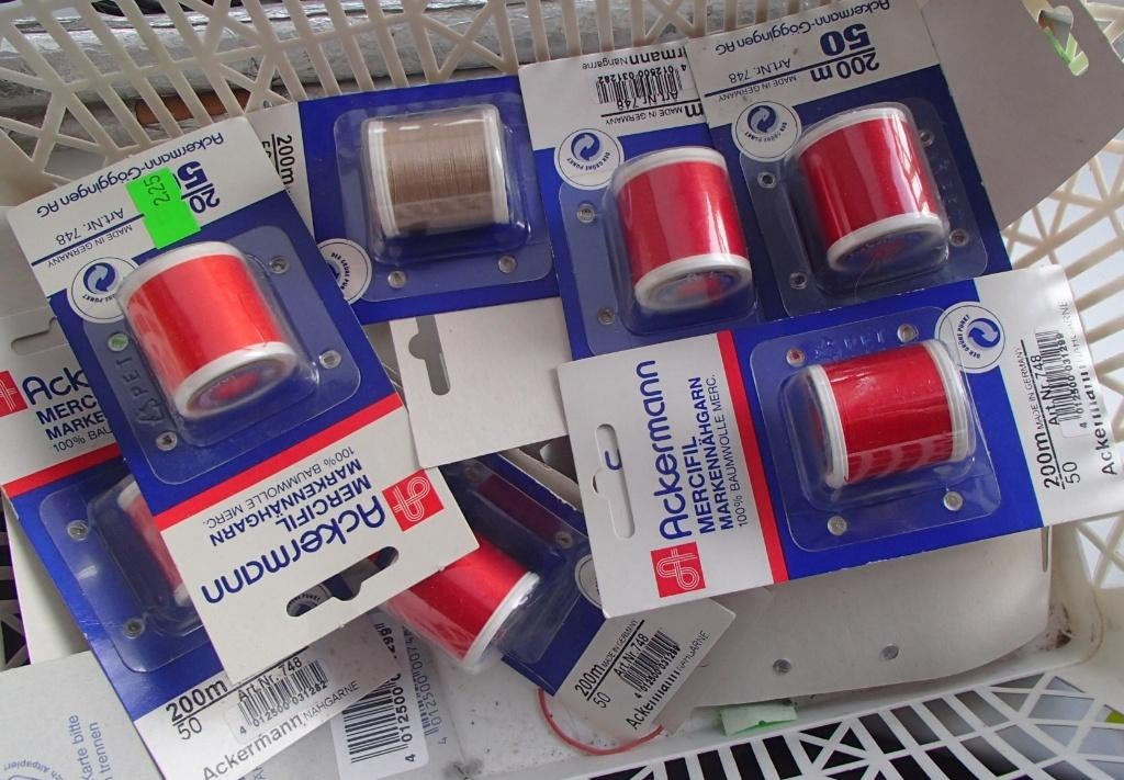 NAAIGAREN ACKERMANN NIEUW ROOD EN BEIGE, Ophalen, Nieuw, Garen of Naald(en)