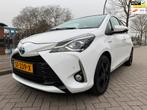 Toyota Yaris 1.5 Hybrid Premium_Automaat_Pano_Navi_Camera_Ne, Gebruikt, 4 cilinders, Origineel Nederlands, Bedrijf