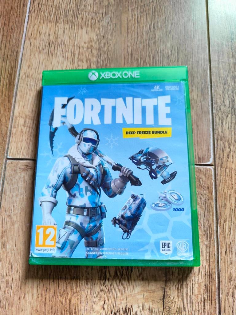 Xbox One spel - Fortnite Deep Freeze Bundle, 1 speler, Ophalen of Verzenden, Zo goed als nieuw, Vanaf 12 jaar