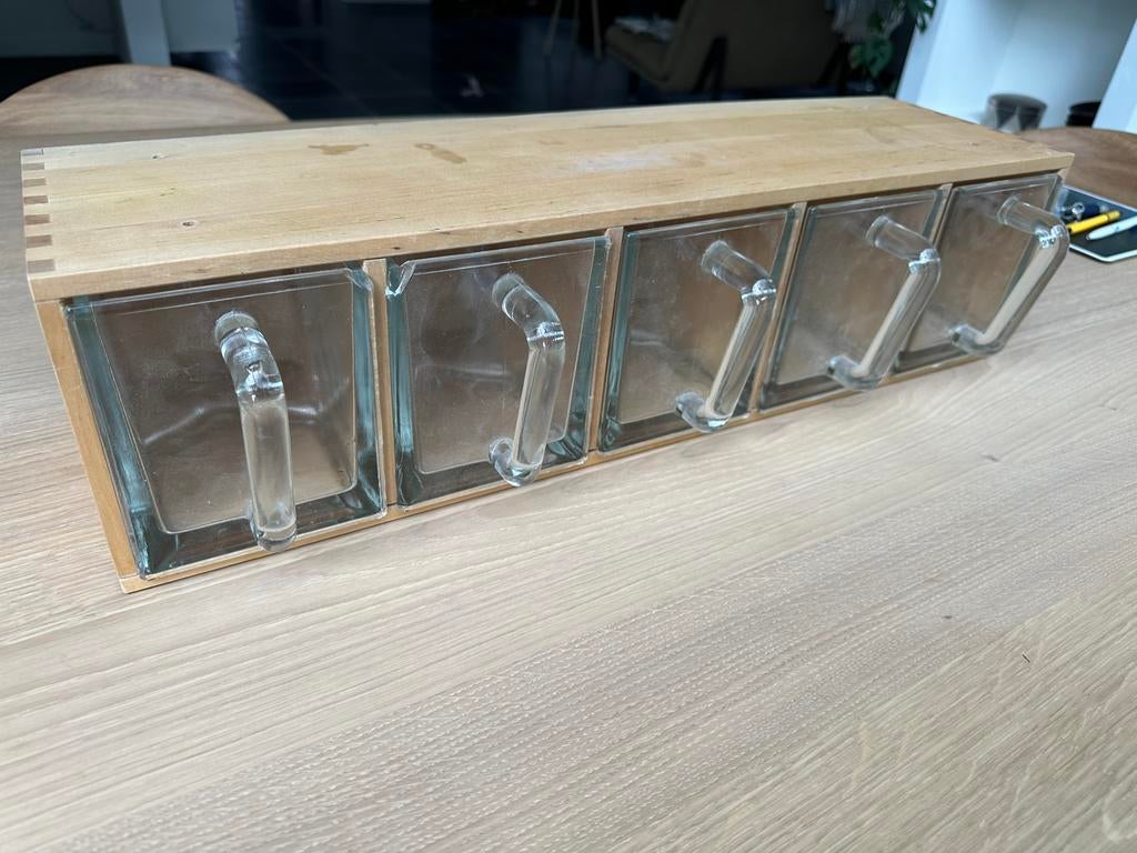 Voorraadbakken in houten rek, Zo goed als nieuw, Minder dan 100 cm, 25 tot 50 cm, 50 tot 100 cm