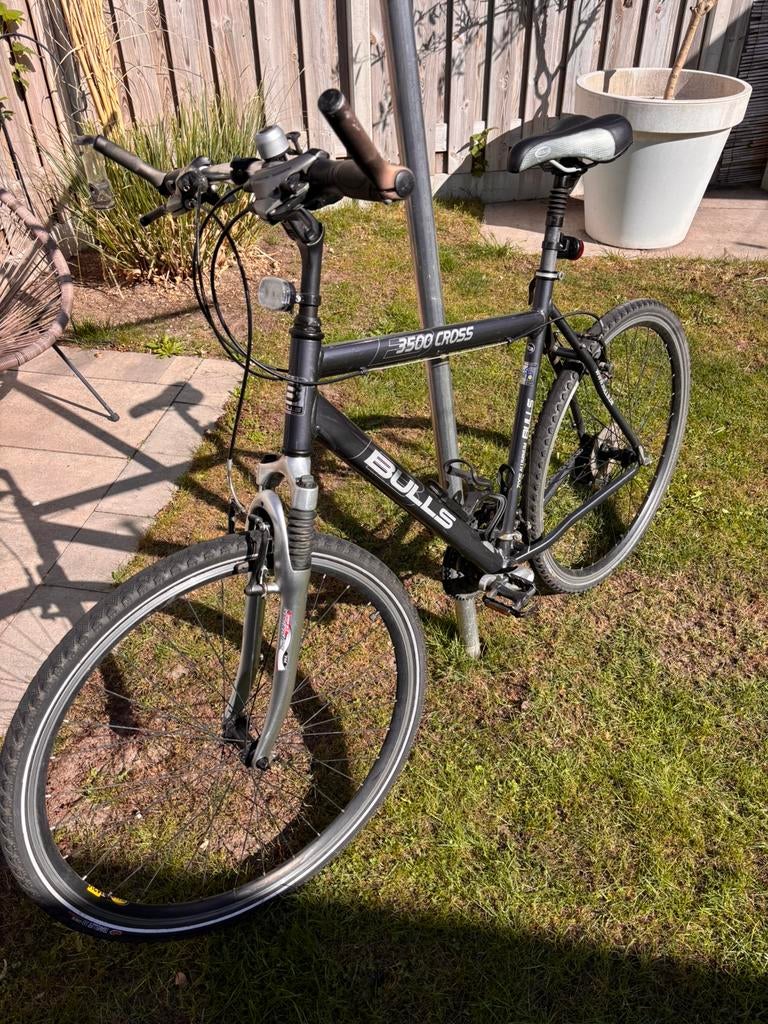 Bulls 3500 Cross hybride fiets, 28 inch, Gebruikt, Vering, Meer dan 20 versnellingen