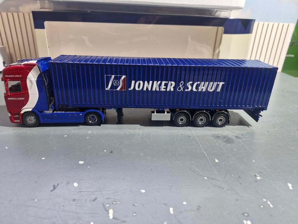 Scania met zeecontainer jonker en schut, Hobby en Vrije tijd, Modelauto's | 1:50, Ophalen of Verzenden, Nieuw, Bus of Vrachtwagen