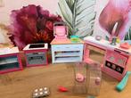 Barbie Keuken met Accessoires, Ophalen of Verzenden, Gebruikt, Barbie