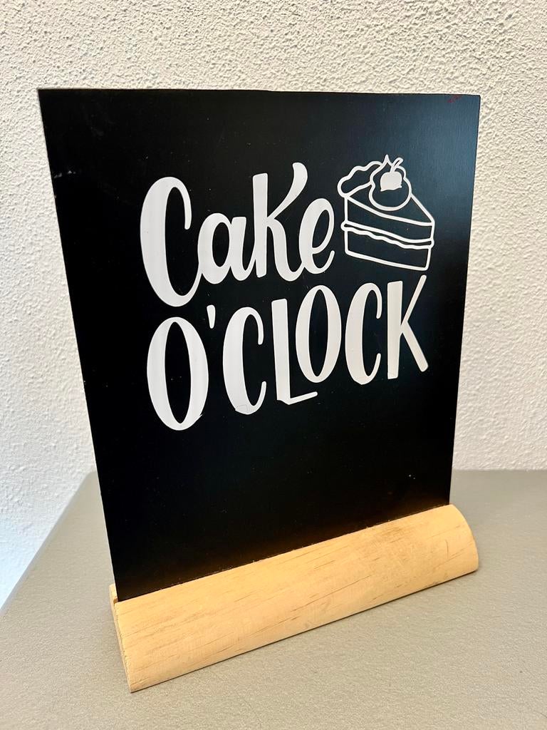 Tafelbord: Cake O'Clock / Home Made Food, Ophalen of Verzenden, Zo goed als nieuw