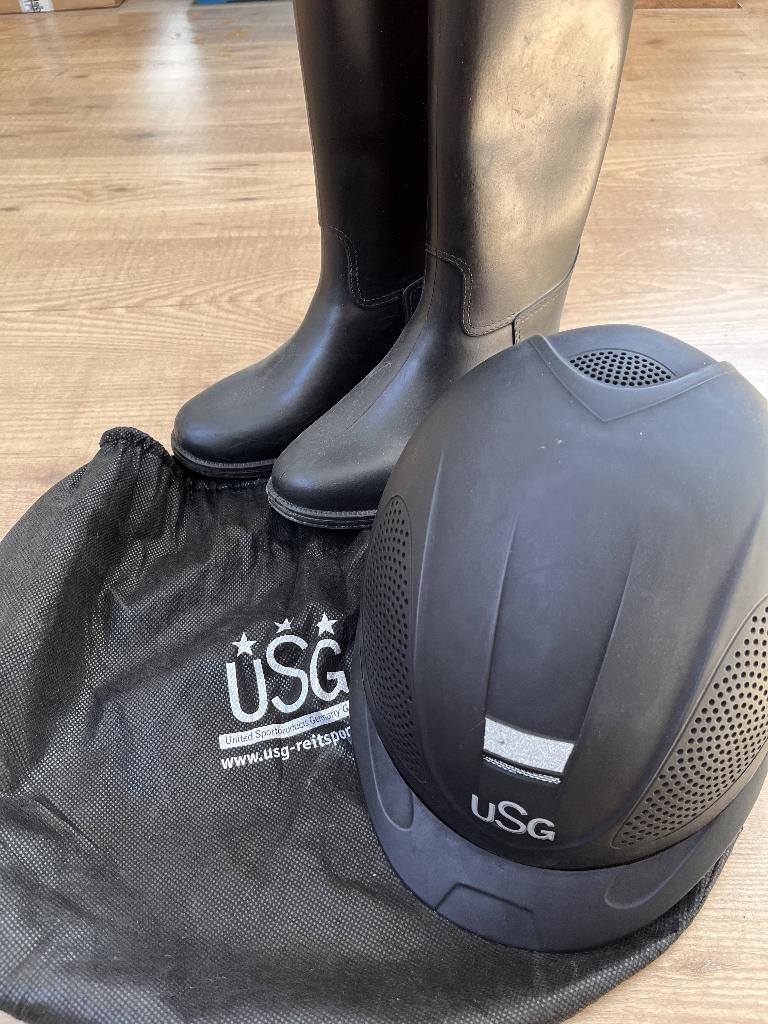 paard helm en laarzen, Dieren en Toebehoren, Paardrijkleding, Kinderen, Overige soorten, Ophalen of Verzenden, Zo goed als nieuw