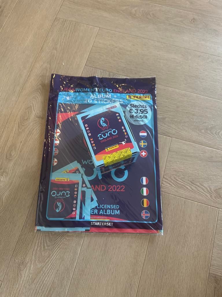 Panini EK 2022 Vrouwen Starterset: Album, Box & 3 Zakjes, Ophalen of Verzenden, Nieuw, Stickers en Plaatjes