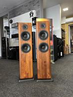 Xavian Stella, Nieuw, 120 watt of meer, Front, Rear of Stereo speakers, Ophalen