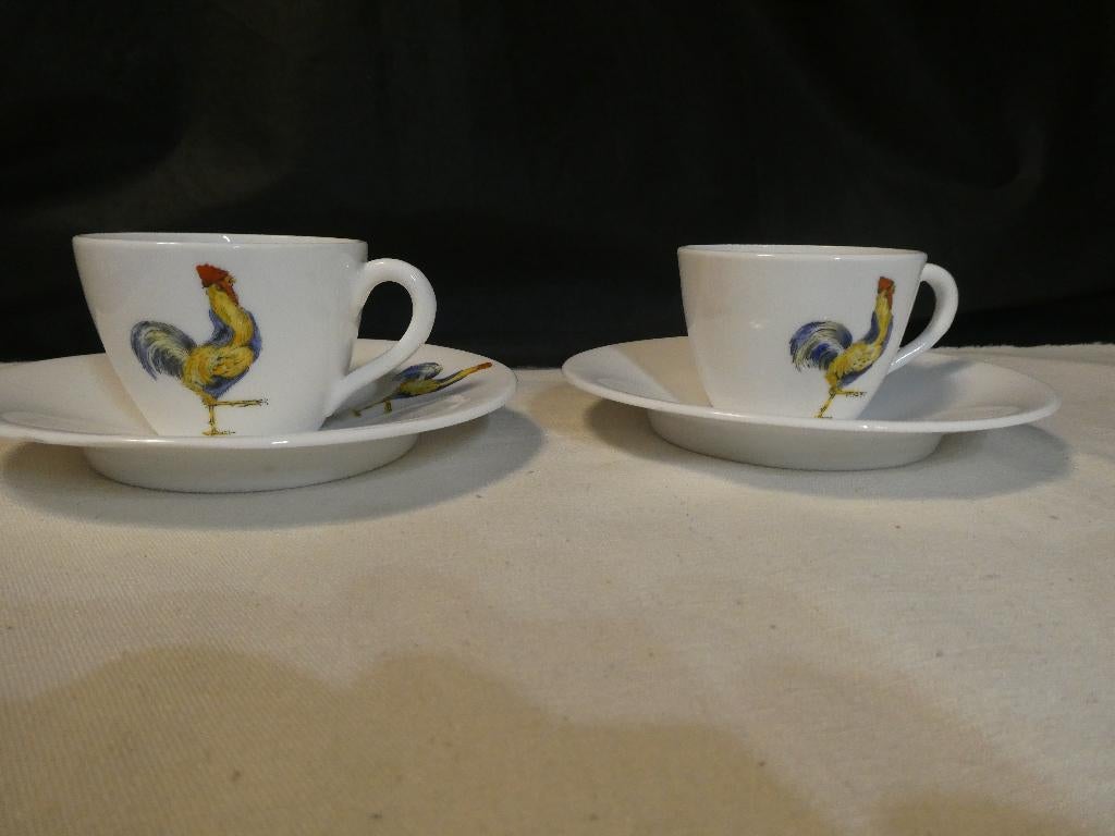 2 x CROWN STAFFORDSHIRE kop en schotels met haantje, Gebruikt, Ophalen of Verzenden, Overige stijlen, Kop(pen) en/of Schotel(s)