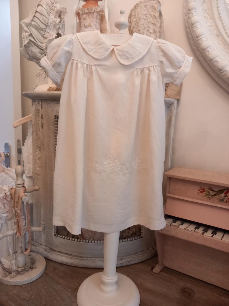 Antiek Frans zijden baby jurkje uit 1920 NU € 15,00, Antiek en Kunst, Antiek | Kleding en Accessoires, Verzenden, Kinderen