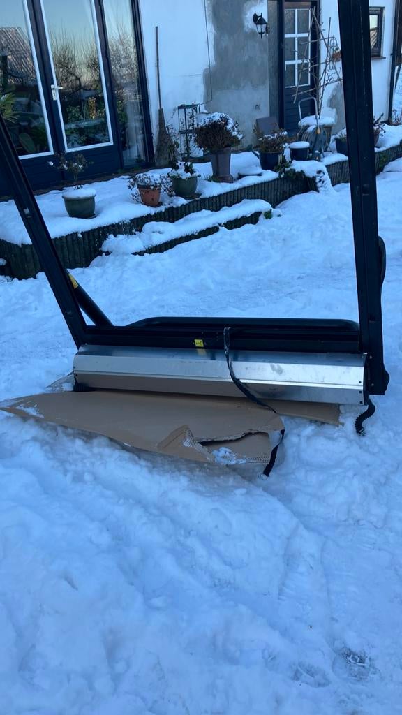 Rollcover Toyota Hilux Xtra Cab zwart met rolbeugel, Gebruikt, Ophalen of Verzenden, Toyota, Achter