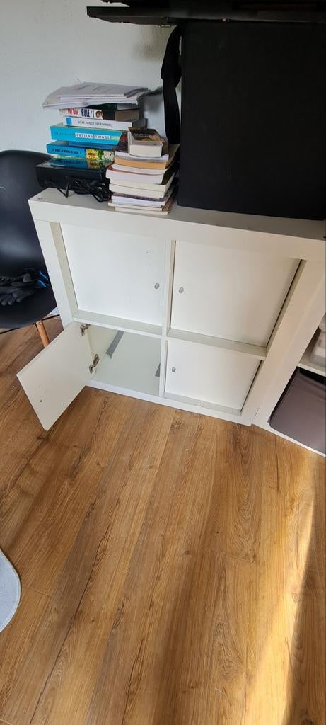 Witte Ikea kast met deurtjes, Ophalen