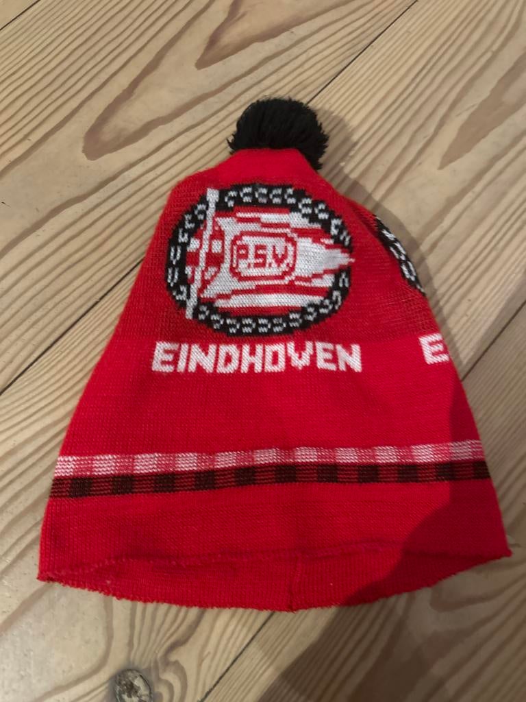 PSV Muts, Kleding | Dames, Mutsen, Sjaals en Handschoenen, Zo goed als nieuw, Muts, Maat 34 (XS) of kleiner, Ophalen