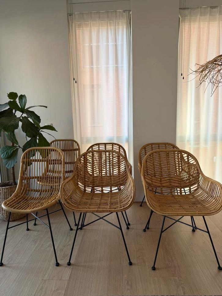 4 rotan beige eetkamerstoelen, Huis en Inrichting, Stoelen, Zo goed als nieuw, Vier, Riet of Rotan, Bruin, Ophalen