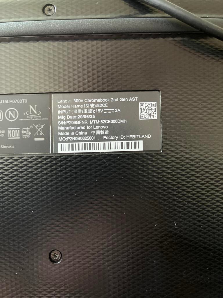 Lenovo 300e Chromebook 2nd Gen AST - Zo goed als nieuw, Computers en Software, Chromebooks, 4 GB of minder, Qwerty, Touchscreen