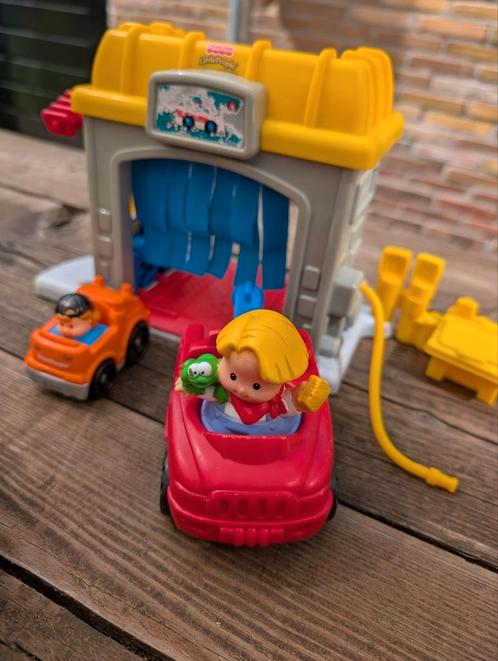 Fisher Price little people garage / wasstraat 2 poppetjes, Kinderen en Baby's, Speelgoed | Fisher-Price, Gebruikt, Speelset, Ophalen of Verzenden