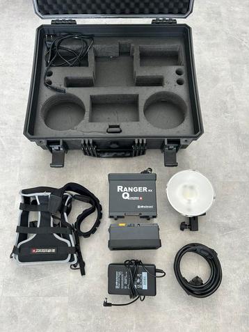 2x Elinchrom flitsset op accu plus plus ringflits en softbox beschikbaar voor biedingen