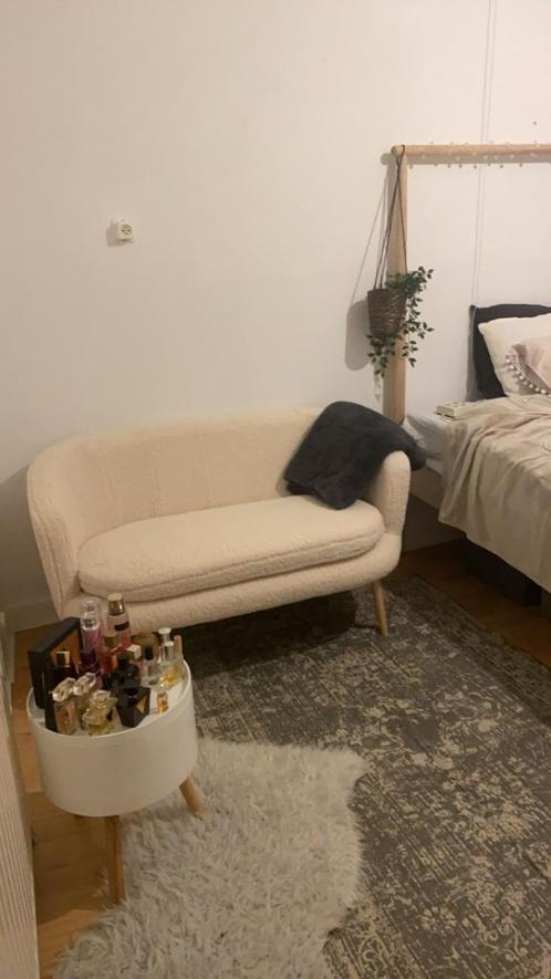 2-zitsbank GISTRUP off-white teddy, Huis en Inrichting, Banken | Bankstellen, Zo goed als nieuw, Rechte bank, Tweepersoons, Minder dan 150 cm