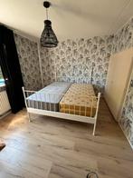 Gratis bed ikea zonder matrassen, Ophalen, Gebruikt, Wit, Tweepersoons