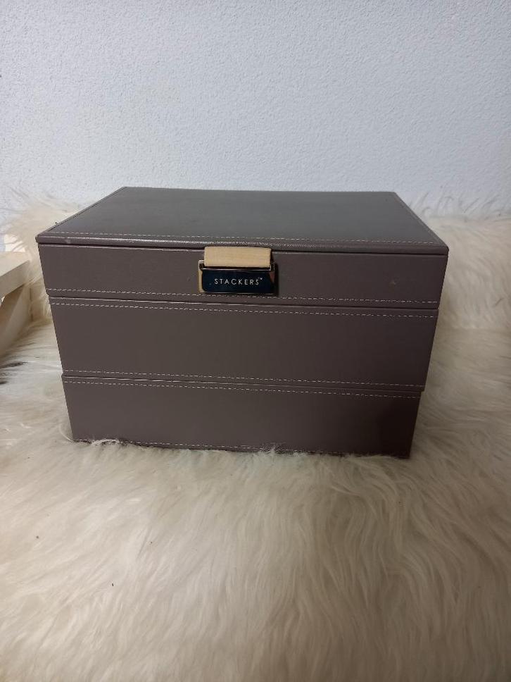 Grote Grijze Stackers Sieradendoos 3 Delig, Sieraden, Tassen en Uiterlijk, Beautycases, Gebruikt, Grijs, Ophalen of Verzenden