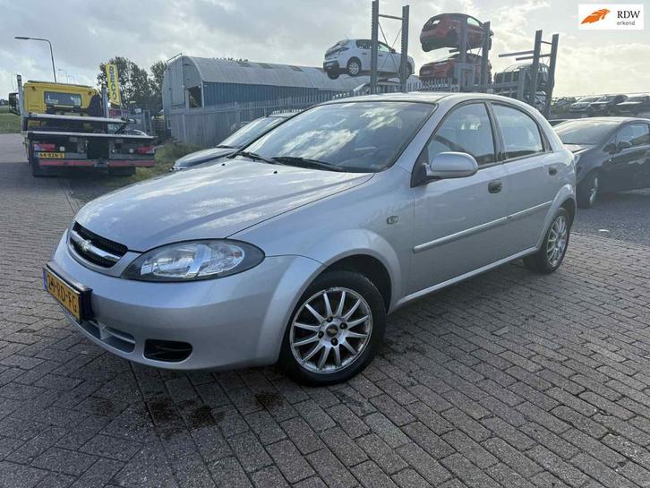 Chevrolet Lacetti 1.4-16V Style incl gloednieuwe apk bij afl, Auto's, Chevrolet, Bedrijf, Te koop, Lacetti, ABS, Airbags, Airconditioning