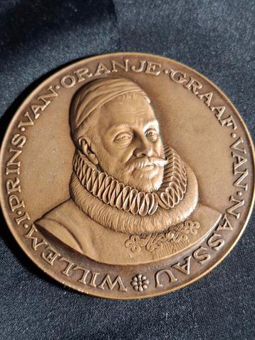Penning Willem van Oranje 1933. beschikbaar voor biedingen
