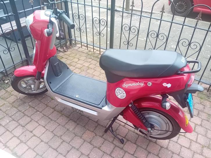 Elektrische scooter SYM Symmetry, Fietsen en Brommers, Snorfietsen en Snorscooters, Gebruikt, SYM, Elektrisch, Ophalen of Verzenden
