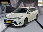 Toyota Avensis Touring Sports 1.8 VVT-i SkyView Edition | Na, Voorwielaandrijving, Stof, 4 cilinders, Electronic Stability Program (ESP)