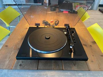 Denon DP-300F platenspeler beschikbaar voor biedingen