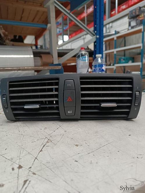 Luchtrooster ventilatie Dashboard midden BMW 1 Serie E87 642, Auto-onderdelen, Dashboard en Schakelaars, Gebruikt, Ophalen of Verzenden