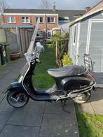 Vespa s50 2t snor, Fietsen en Brommers, Scooters | Vespa, Ophalen, Zo goed als nieuw, Benzine, Vespa LX