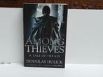 DOUGLAS HULICK - Among Thieves (Engelstalig / English Book), Boeken, Fantasy, Gelezen, DOUGLAS HULICK, Verzenden