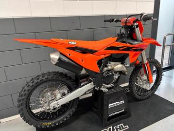 Ktm sxf sx 250 f  40 uur !! 2025   beschikbaar voor biedingen