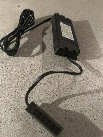 Transformator met Kabel en Stekker beschikbaar voor biedingen