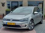 Volkswagen e-Golf | Camera | SOH 84% | NAP, Stof, Gebruikt, Zwart, Parkeersensor