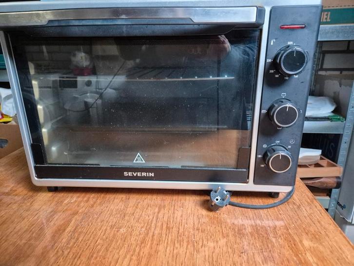 Kleine Severin Oven - Compact & Handig!, Witgoed en Apparatuur, Ovens, Gebruikt, Vrijstaand, Oven met grill, Minder dan 45 cm