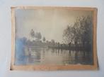 LEUFKENSBERG Rivier met knotwilgen en kerkje op achtergrond, Ophalen of Verzenden, Voor 1920, Ongelopen, Limburg