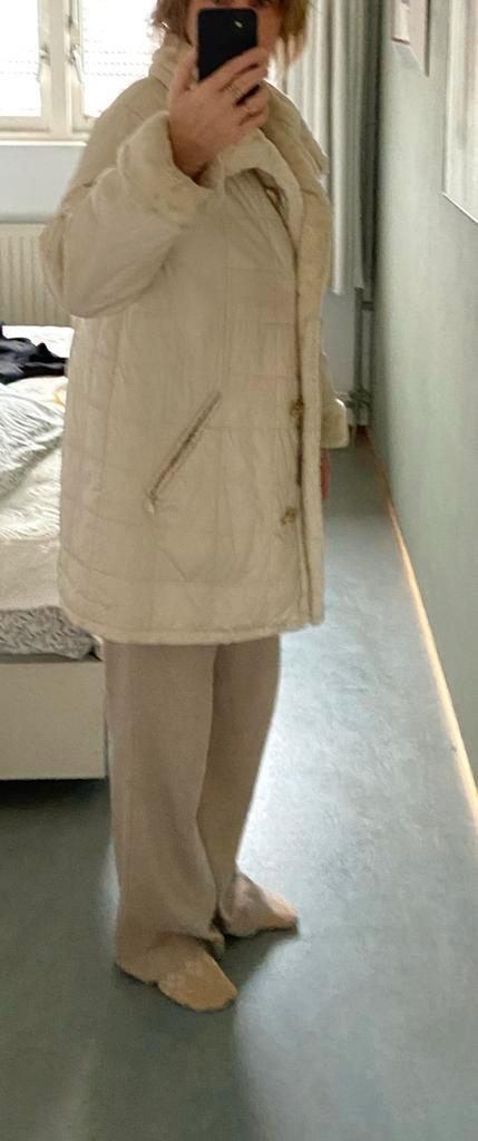 Baronia Winterjas +nepbont,cremekleur,gevoerd,maat M/L(40)., Kleding | Dames, Jassen | Winter, Zo goed als nieuw, Maat 38/40 (M)