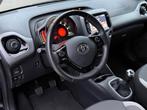 Toyota Aygo 1.0 VVT-i X-Play - Black Sand Pearl - Camera/Car, Auto's, Toyota, Voorwielaandrijving, Stof, Gebruikt, 4 stoelen