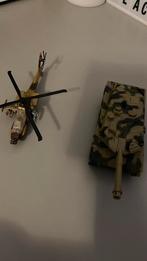 Leger helikopter en leger tank, Huis en Inrichting, Ophalen of Verzenden, Zo goed als nieuw, Wandklok