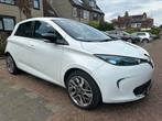 Renault ZOE E 2015 22KW Wit in nette/goede staat, laadcabels, Origineel Nederlands, Te koop, 5 stoelen, Particulier