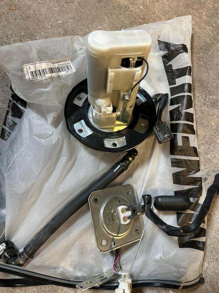 Benzinepomp met brandstofmeter Honda 1100 Africa Twin, Motoren, Accessoires | Koffers en Tassen, Ophalen of Verzenden