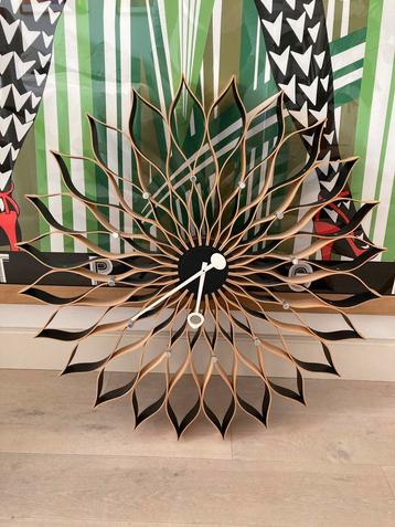 Vitra Sunflower Clock beschikbaar voor biedingen