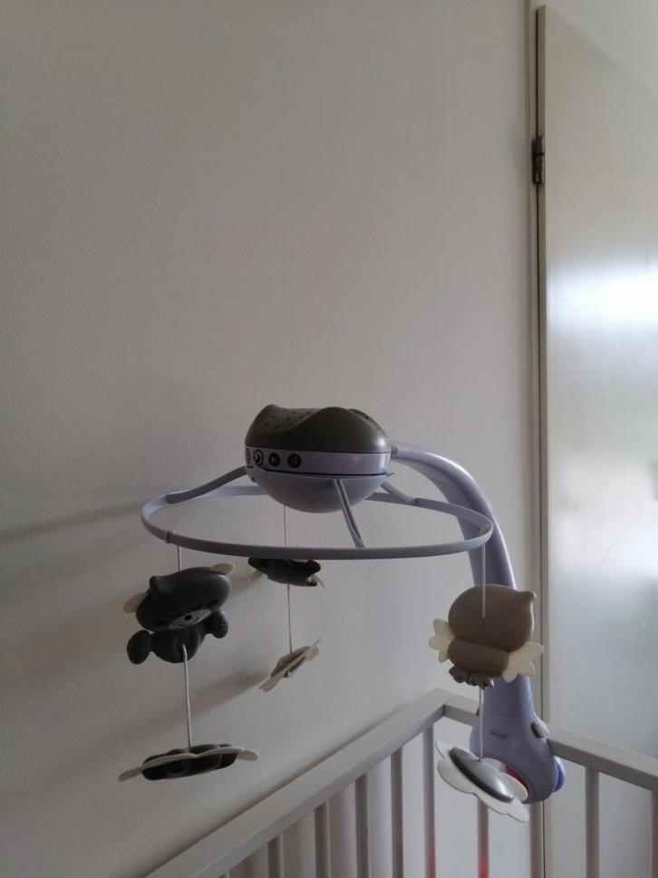 Muziekmobiel baby box, Kinderen en Baby's, Speelgoed | Babyspeelgoed, Zo goed als nieuw, Mobiel, Met licht, Met geluid, Ophalen